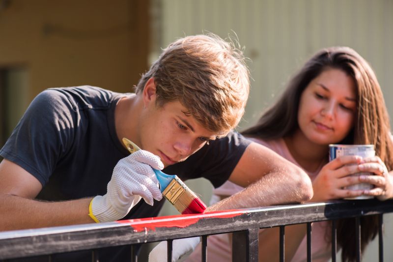 Local Iron Fencing Service pros at work